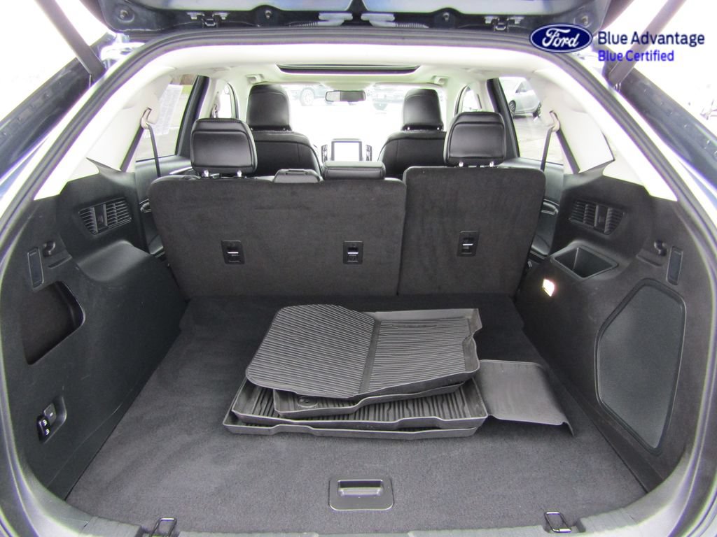 Certified 2023 Ford Edge Titanium w/ Equipment Group 301A AWD/4WD image 26