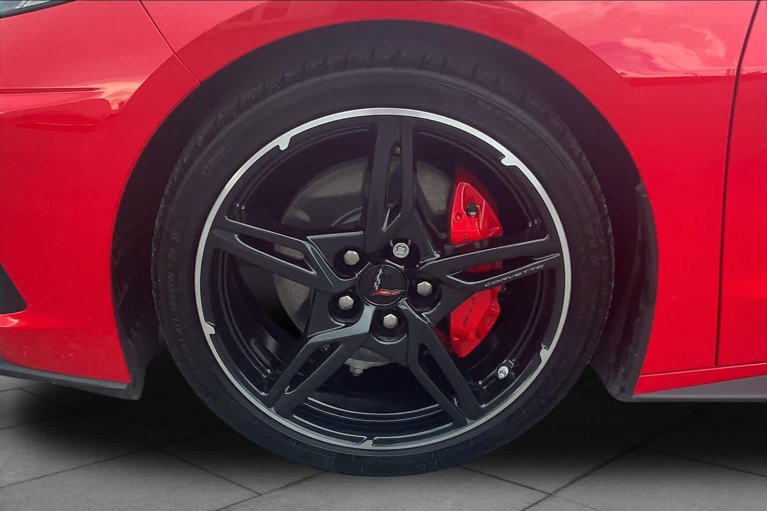Used 2023 Chevrolet Corvette Stingray Coupe w/ 1LT RWD image 11