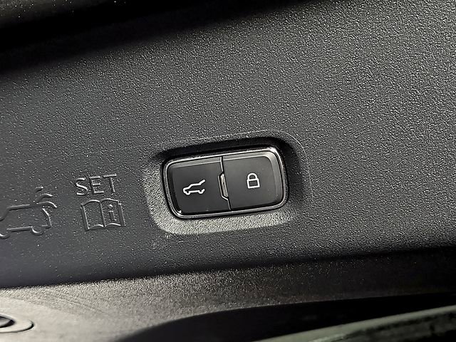 Certified 2025 Ford Expedition Active image 34