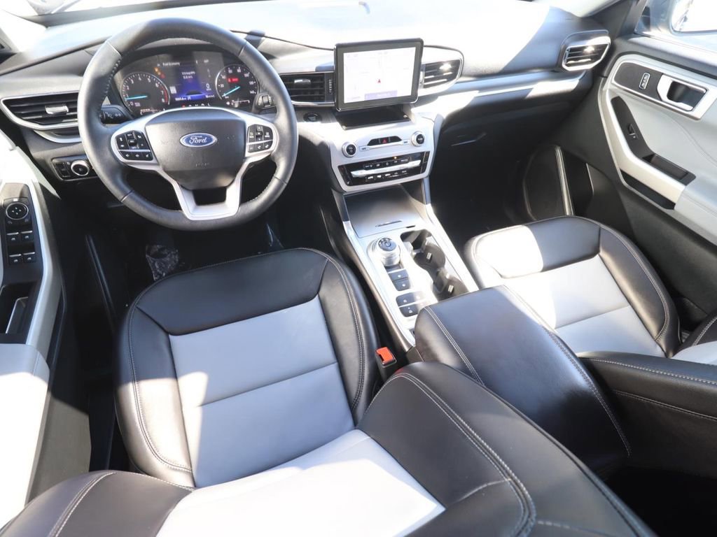 Certified 2023 Ford Explorer XLT w/ Equipment Group 202A image 12