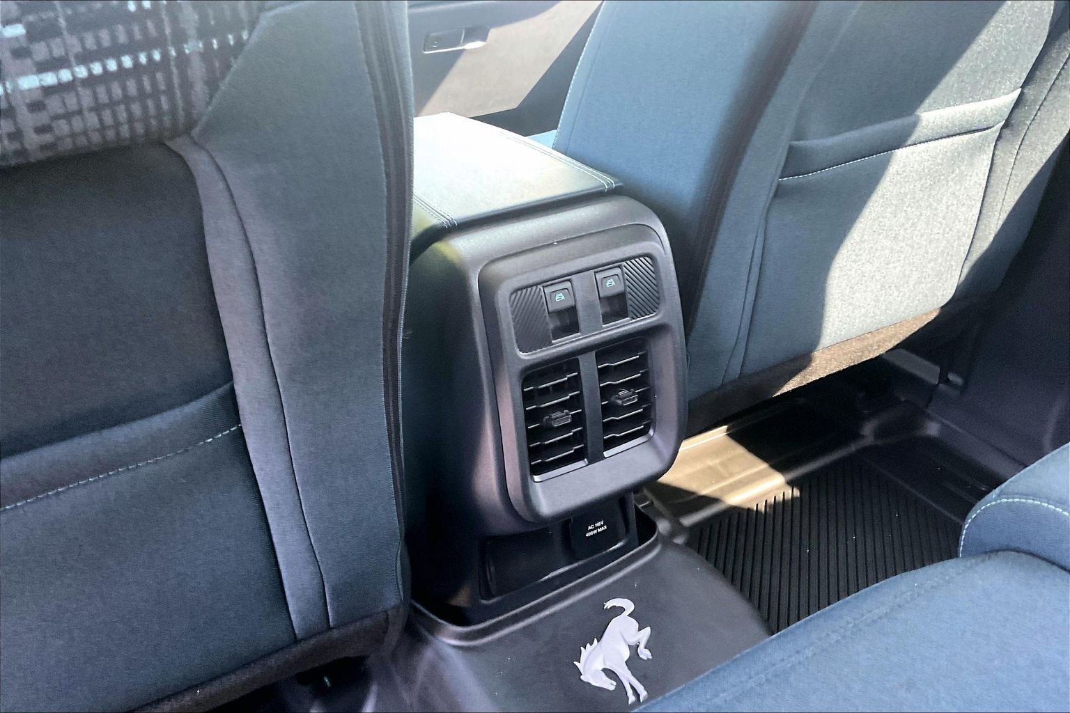 Certified 2026 Ford Bronco Heritage Edition AWD/4WD image 34
