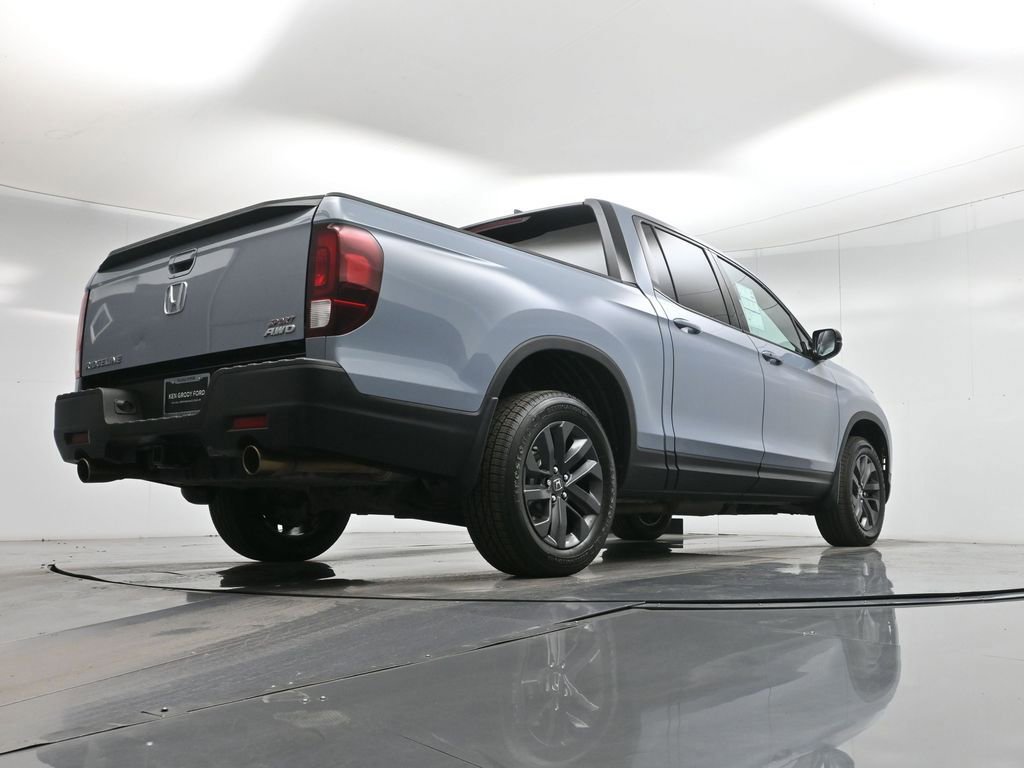 Used 2023 Honda Ridgeline Sport image 16