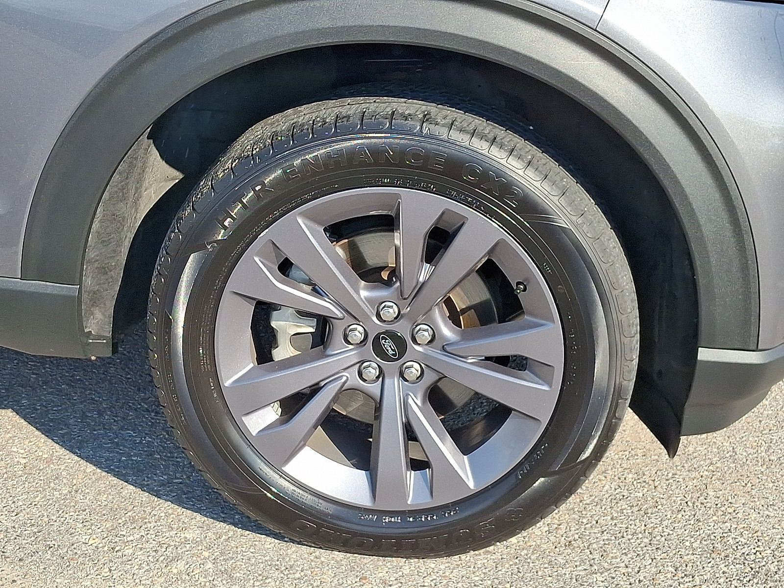 Certified 2022 Ford Explorer XLT w/ Equipment Group 202A AWD/4WD image 8
