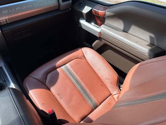 Certified 2022 Ford F250 King Ranch w/ Chrome Package AWD/4WD image 16