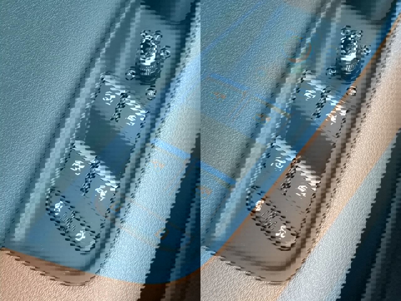 Used 2021 Audi Q7 2.0T Premium w/ Convenience Package image 23