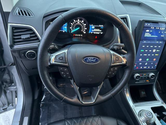 Certified 2024 Ford Edge Titanium image 19