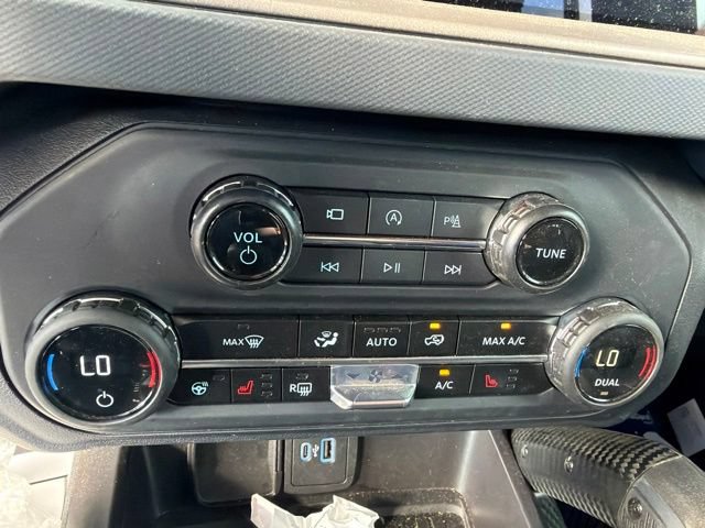 Certified 2024 Ford Bronco Raptor w/ Interior Carbon Fiber Pack 6 AWD/4WD image 10