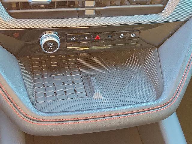 Certified 2025 Ford Explorer ST image 30