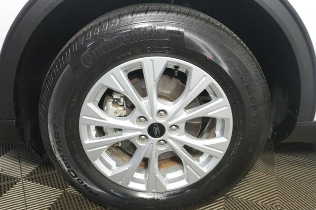 Certified 2025 Ford Escape Active AWD/4WD image 9