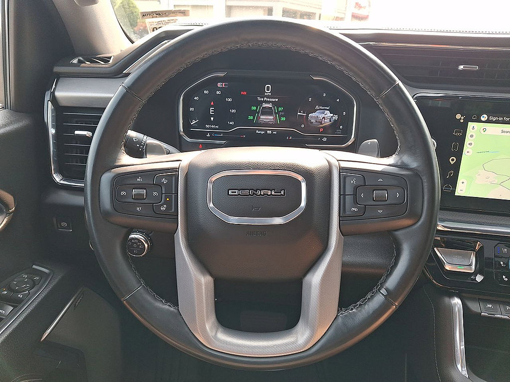 Used 2025 GMC Sierra 1500 Denali w/ Denali Reserve Package AWD/4WD image 16