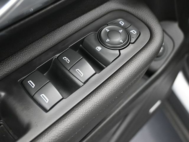 Used 2022 GMC Terrain Denali image 17