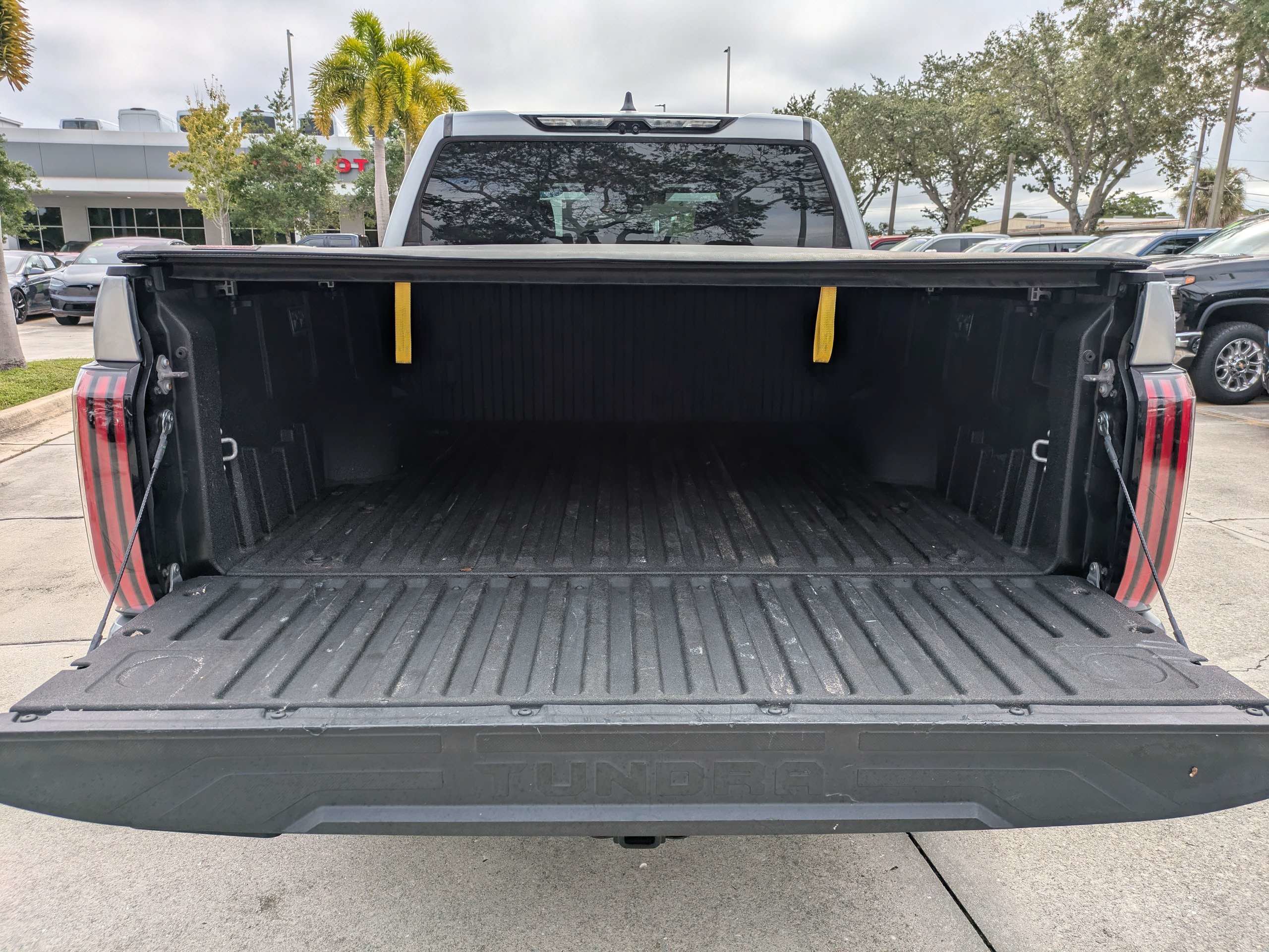 Used 2024 Toyota Tundra Platinum AWD/4WD image 13