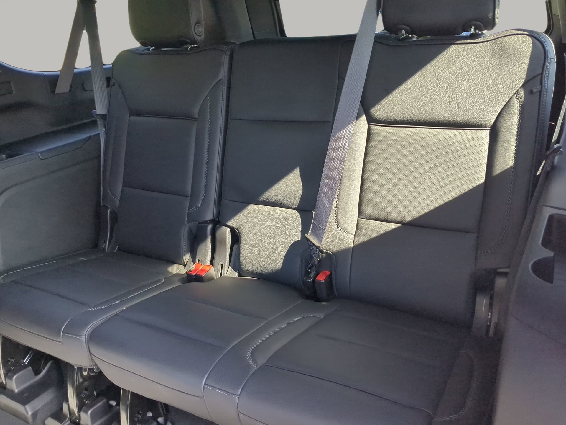 Used 2024 GMC Yukon XL Denali image 47