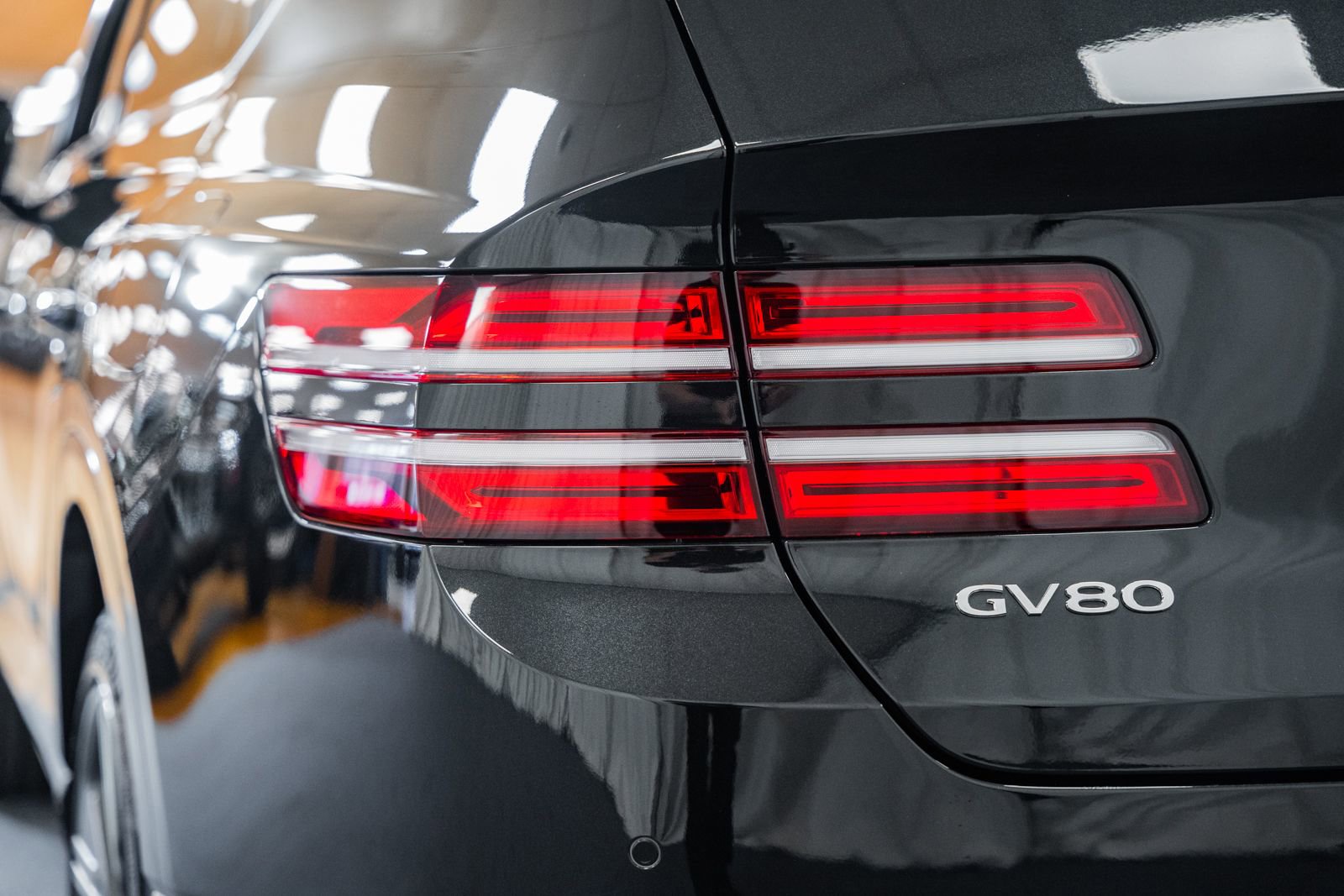 Used 2025 Genesis GV80 2.5T Prestige image 7