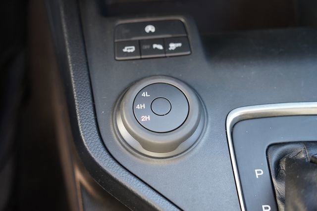 Certified 2019 Ford Ranger Lariat w/ Equipment Group 501A Mid image 17