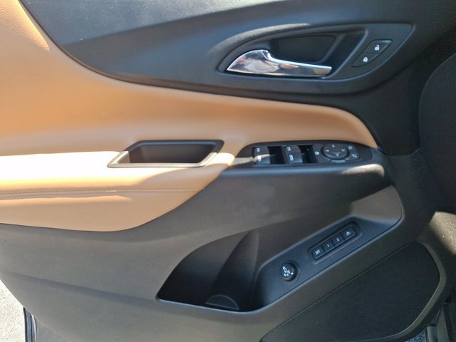Used 2018 Chevrolet Equinox Premier AWD/4WD image 13
