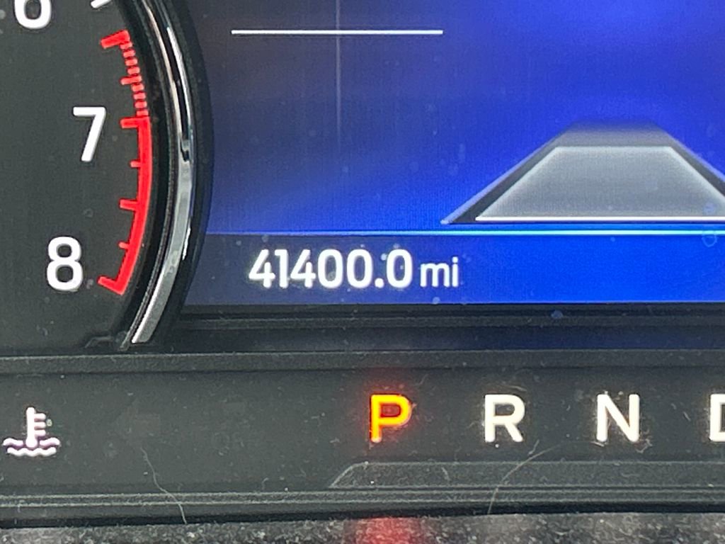 Certified 2022 Ford Explorer XLT w/ Equipment Group 202A image 23