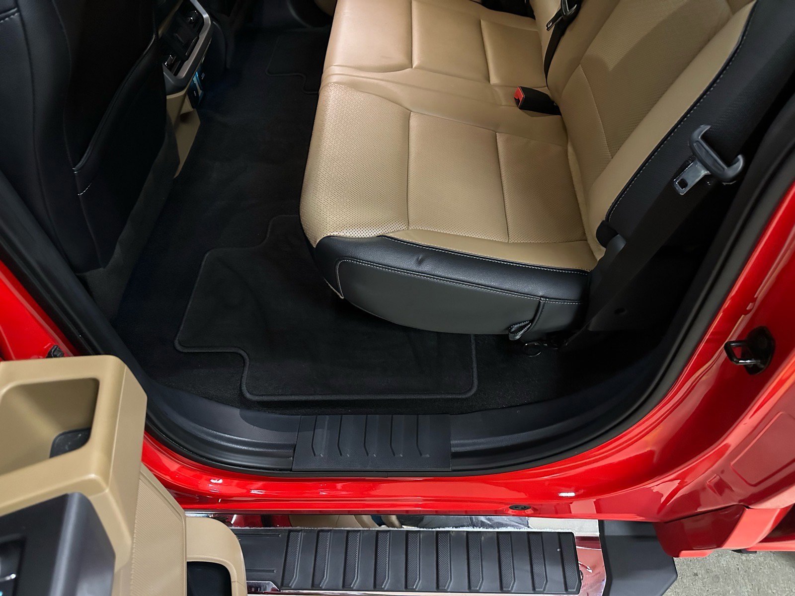 Certified 2021 Ford F150 Lariat w/ Trailer Tow Package image 29