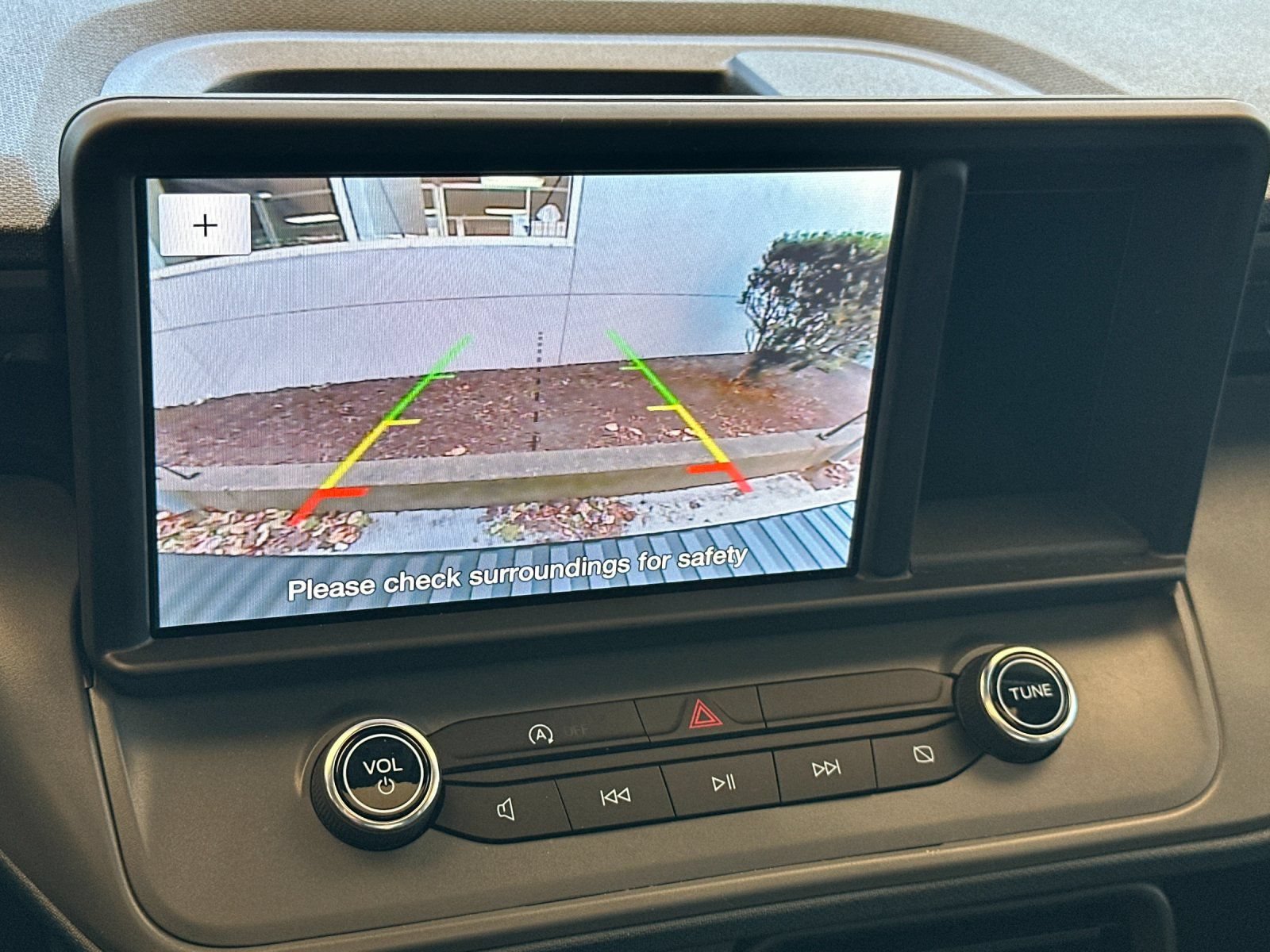 Certified 2024 Ford Maverick Tremor w/ Tremor Off-Road Package AWD/4WD image 17