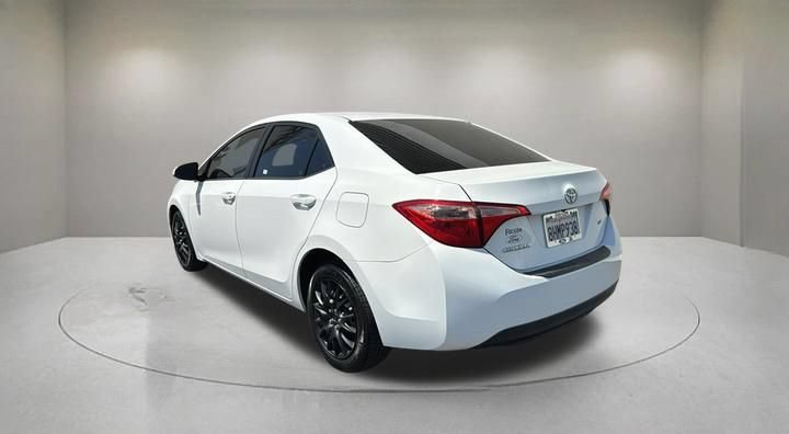 Used 2019 Toyota Corolla LE w/ Carpet Mat Package (TMS) FWD image 4
