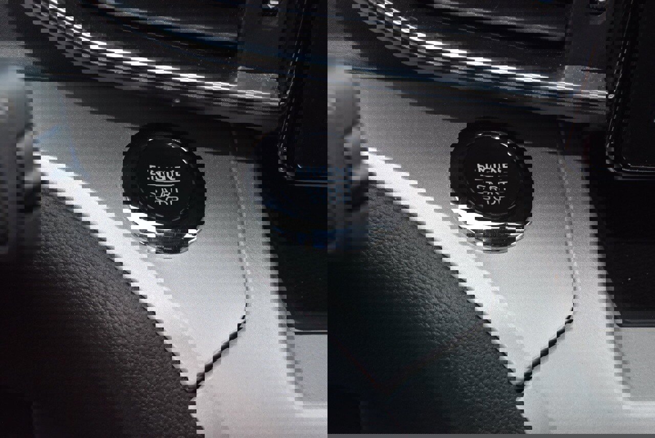 Certified 2023 Ford Explorer XLT w/ Equipment Group 202A image 31