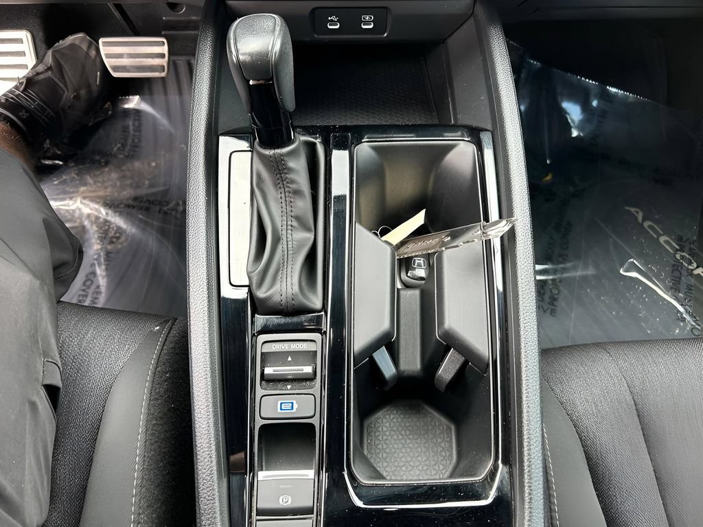 Used 2023 Honda Accord Sport image 16