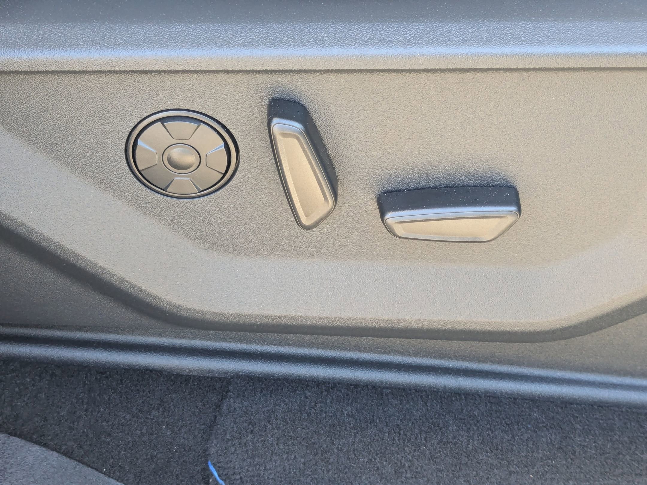 Certified 2025 Ford Expedition Platinum w/ Platinum Ultimate Package image 44