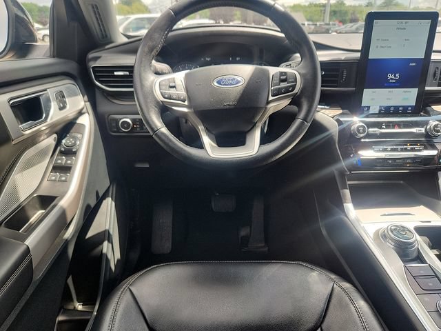 Certified 2024 Ford Explorer Limited w/ Limited Technology Package AWD/4WD image 9