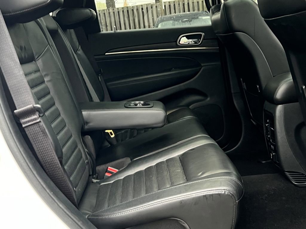 Used 2020 Jeep Grand Cherokee Limited X image 16