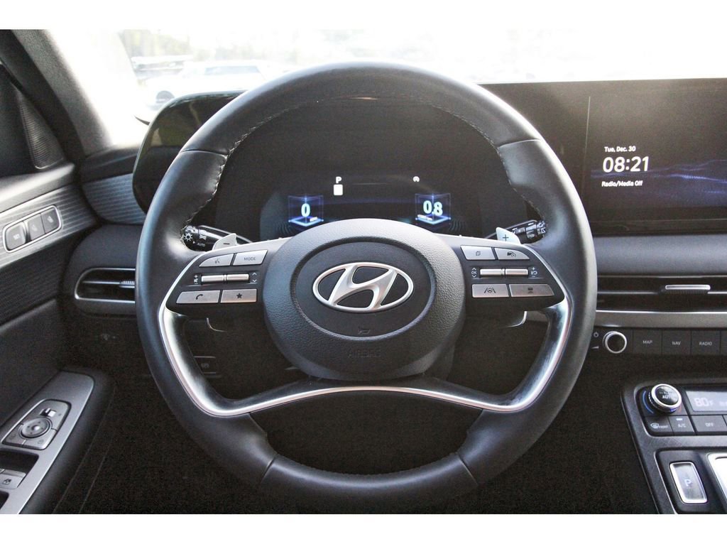 Used 2023 Hyundai Palisade Limited image 16
