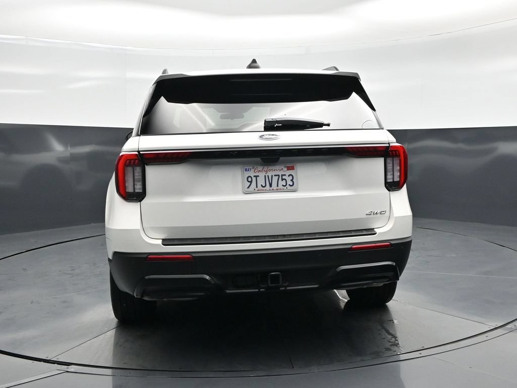Certified 2025 Ford Explorer ST-Line w/ ST-Line Street Pack AWD/4WD image 24