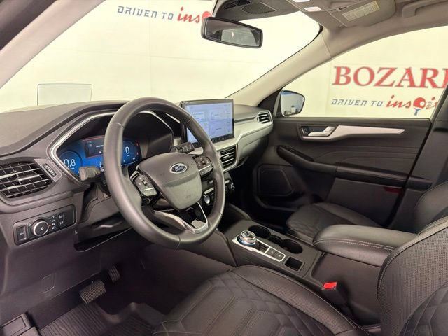 Certified 2024 Ford Escape Platinum w/ Premium Technology Package AWD/4WD image 25