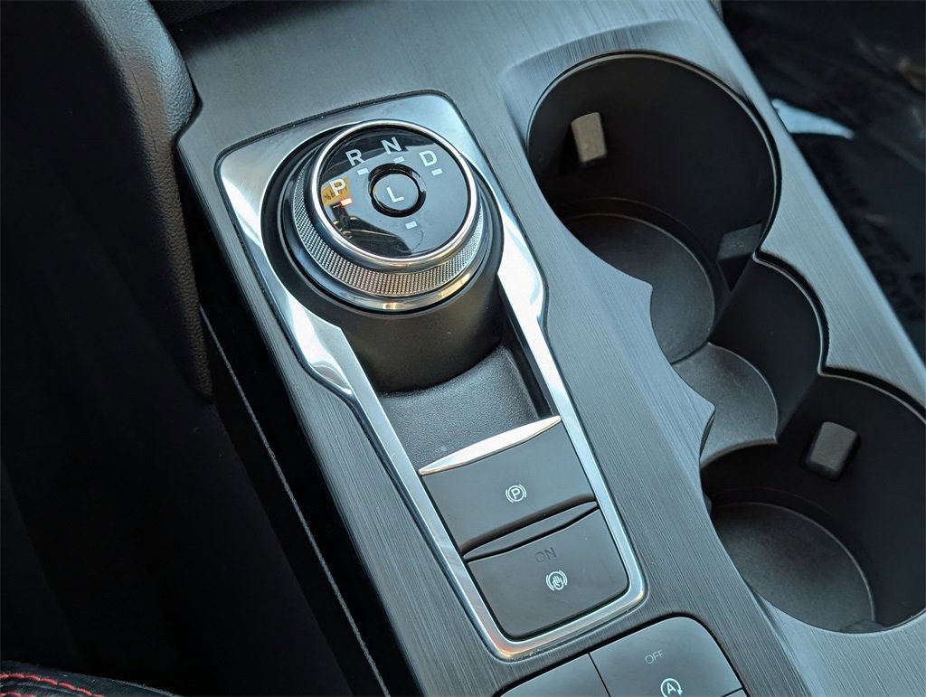 Certified 2025 Ford Escape ST-Line image 22