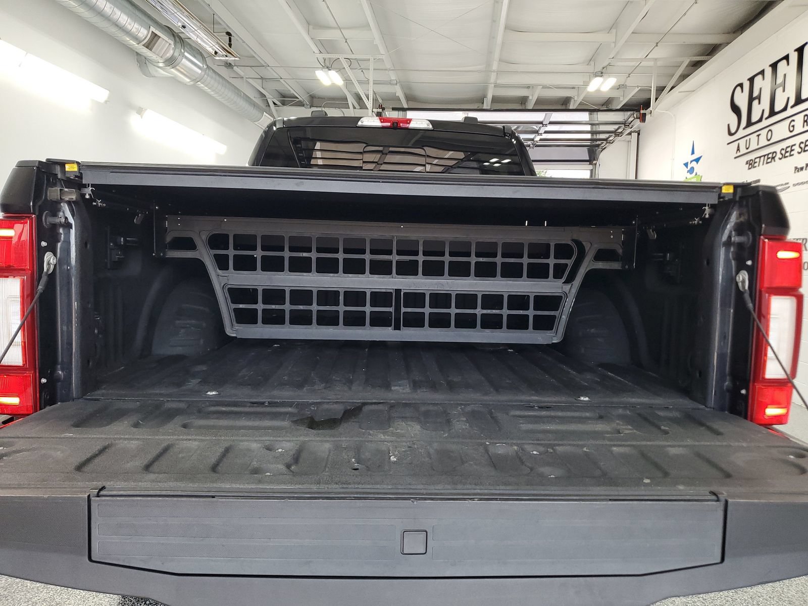 Certified 2020 Ford F350 Platinum w/ FX4 Off-Road Package AWD/4WD image 8