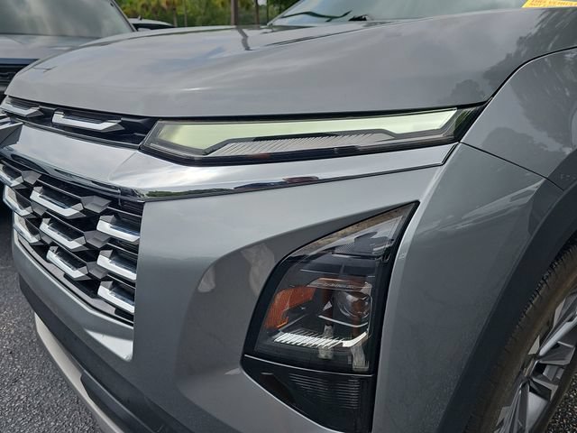Used 2025 Chevrolet Equinox LT FWD image 35