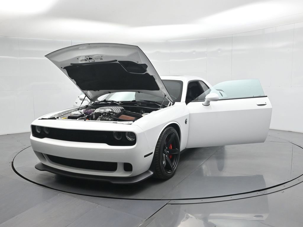 Used 2019 Dodge Challenger SRT Hellcat w/ Laguna Leather Package image 54
