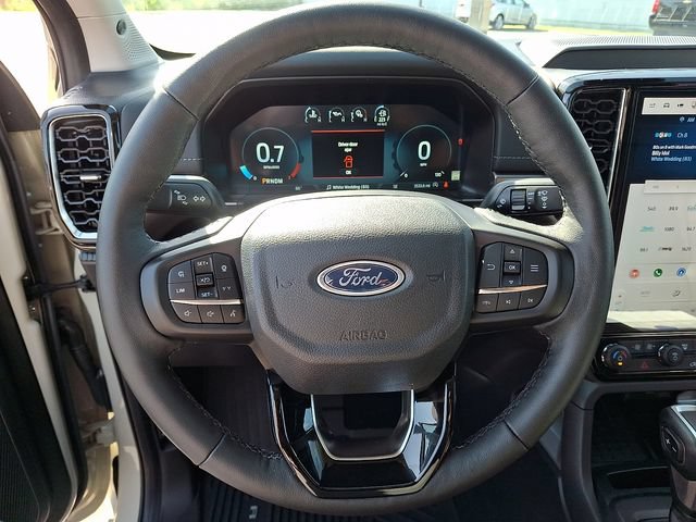 Certified 2025 Ford Ranger Lariat w/ FX4 Off-Road Package AWD/4WD image 14