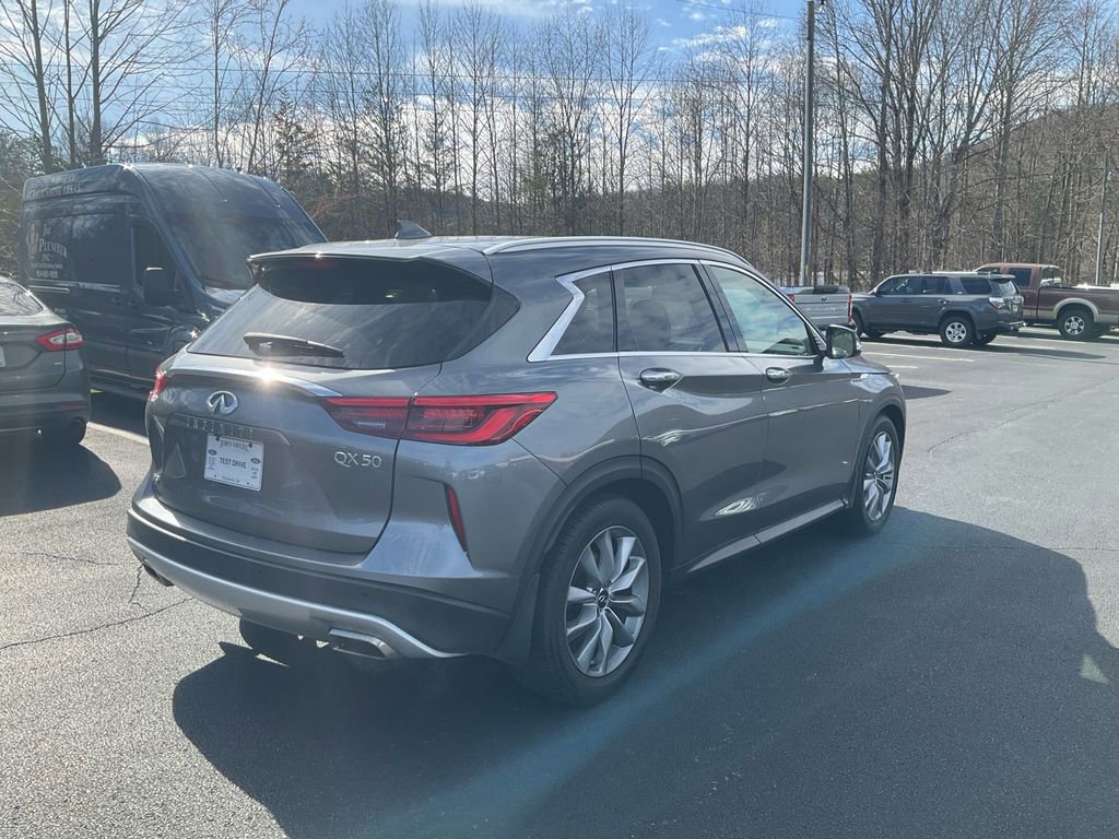 Used 2021 INFINITI QX50 Luxe image 3