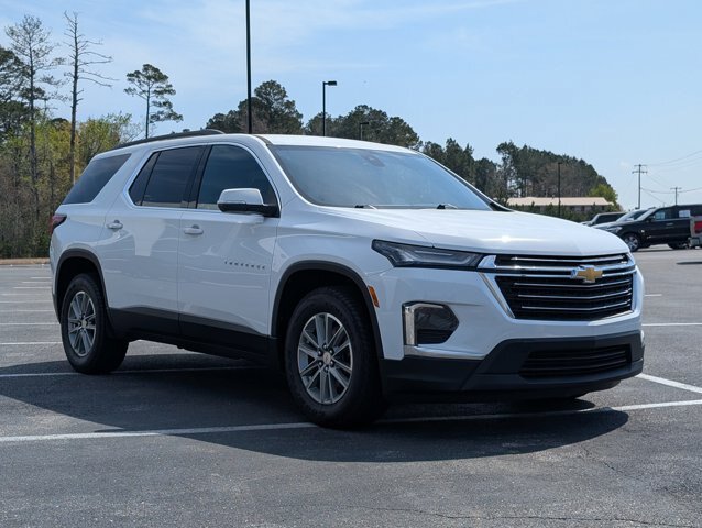 Used 2023 Chevrolet Traverse LT FWD image 7