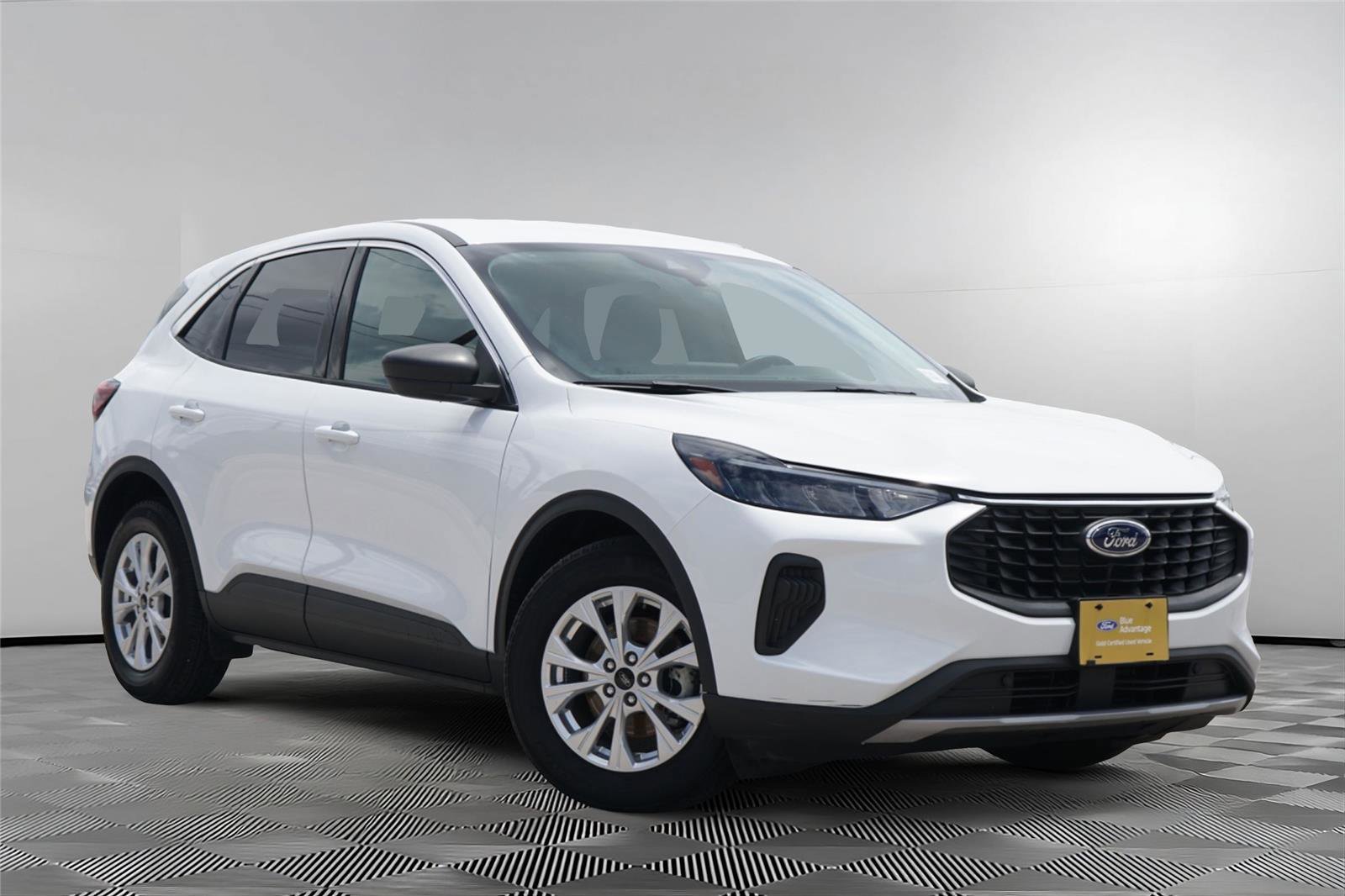 Certified 2024 Ford Escape Active w/ Tech Pack #1 FWD image 1