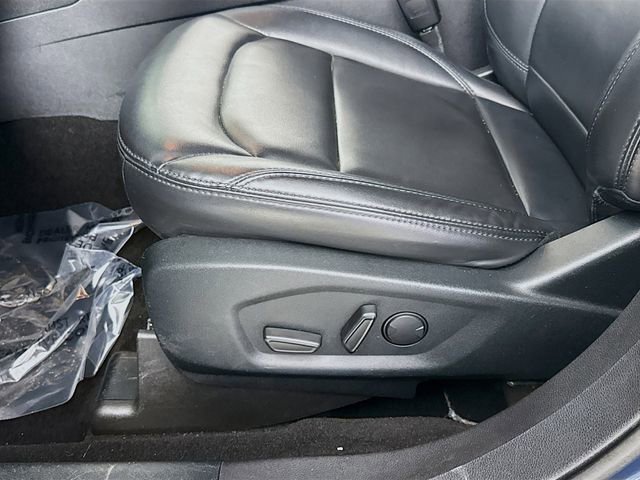 Certified 2019 Ford Explorer XLT w/ Equipment Group 202A image 19