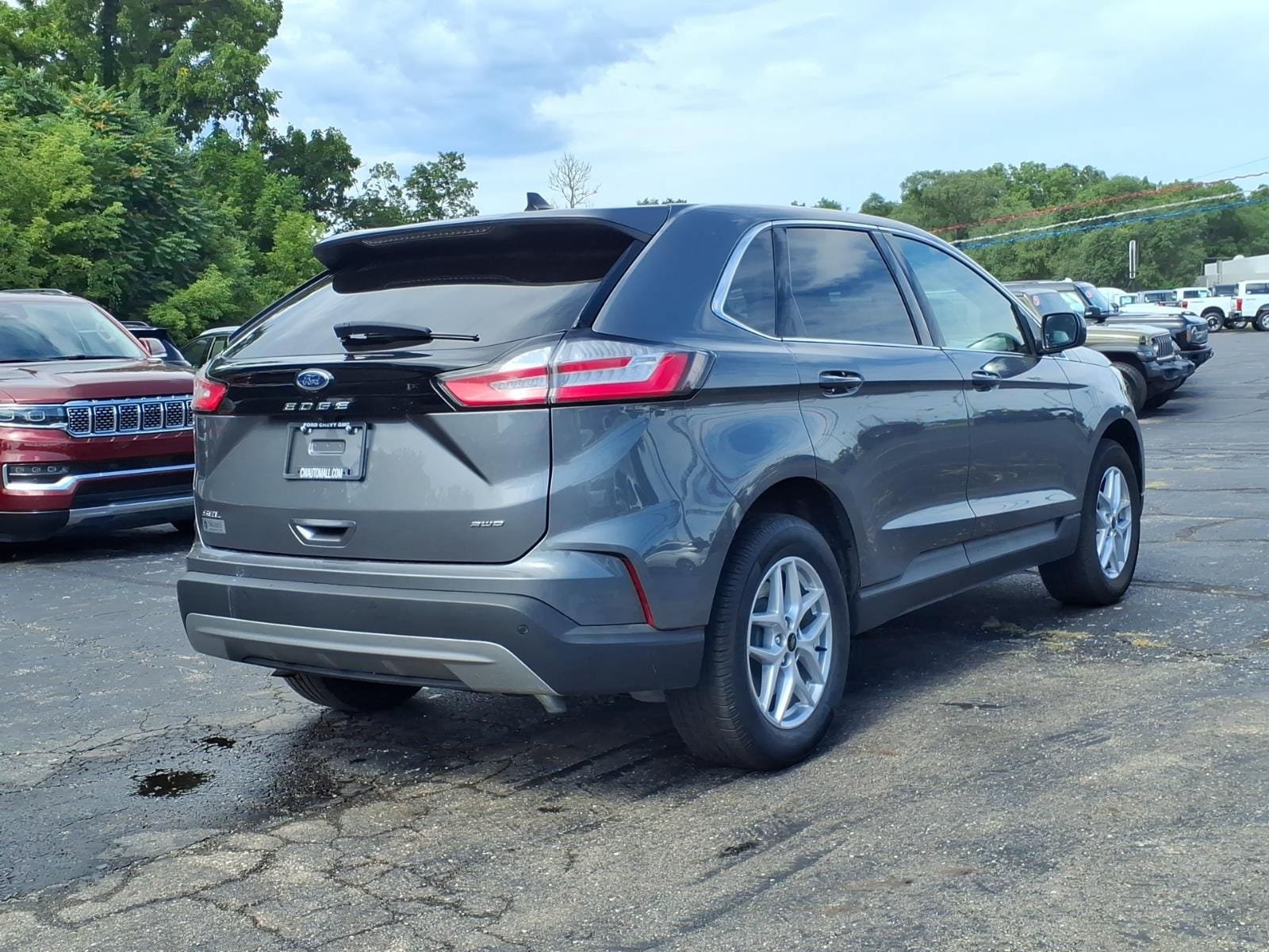 Certified 2024 Ford Edge SEL w/ Convenience Package AWD/4WD image 17