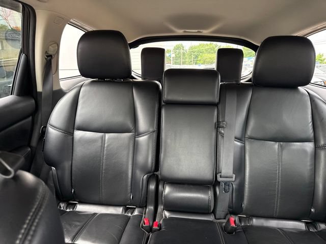 Used 2018 Nissan Pathfinder SL AWD/4WD image 28