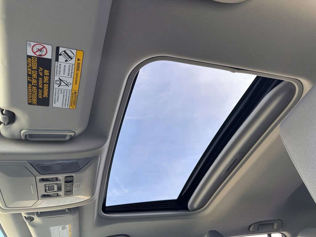 Used 2019 Toyota RAV4 XLE w/ Convenience Package image 24