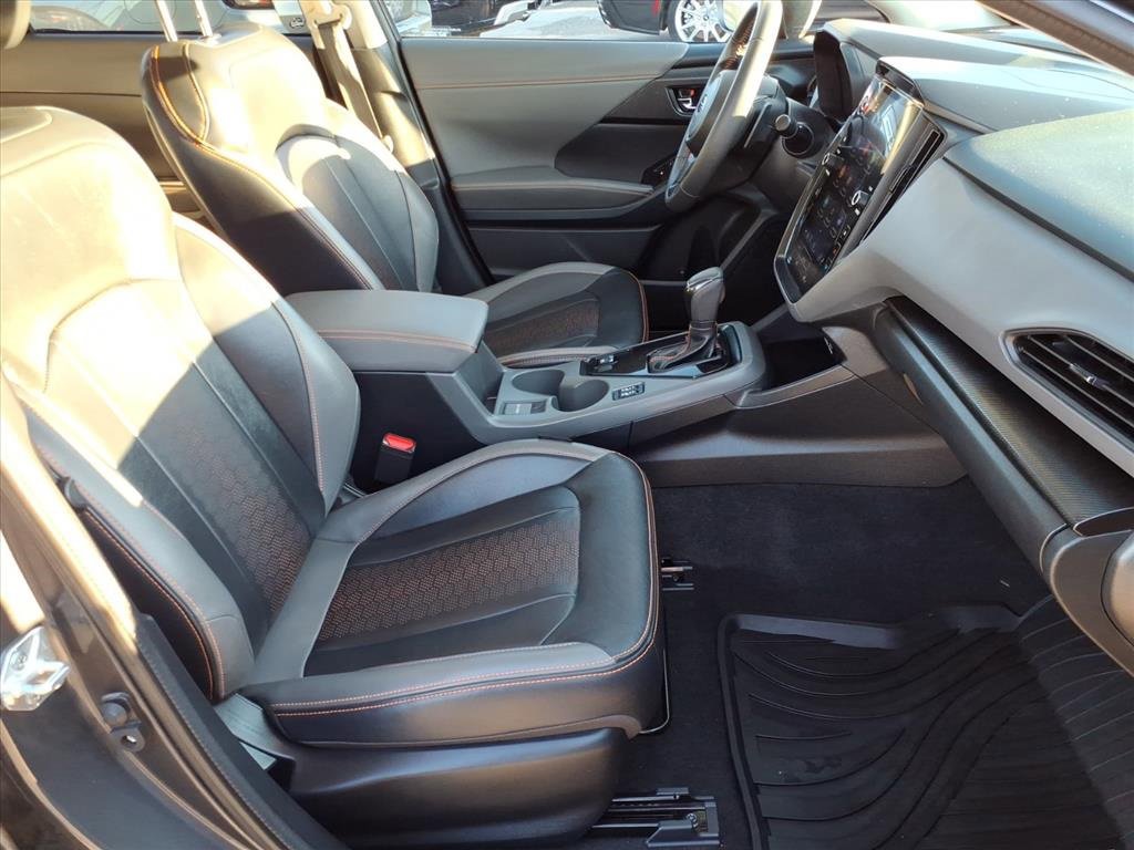 Used 2024 Subaru Crosstrek 2.5i Limited w/ Crosstrek Mirror Package image 3