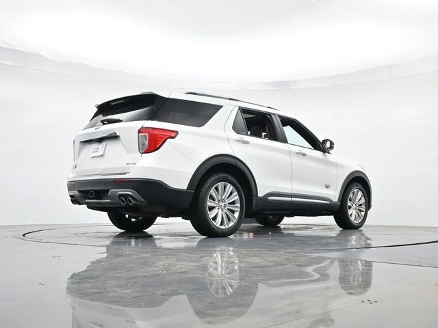 Certified 2023 Ford Explorer King Ranch w/ Technology Package AWD/4WD image 32