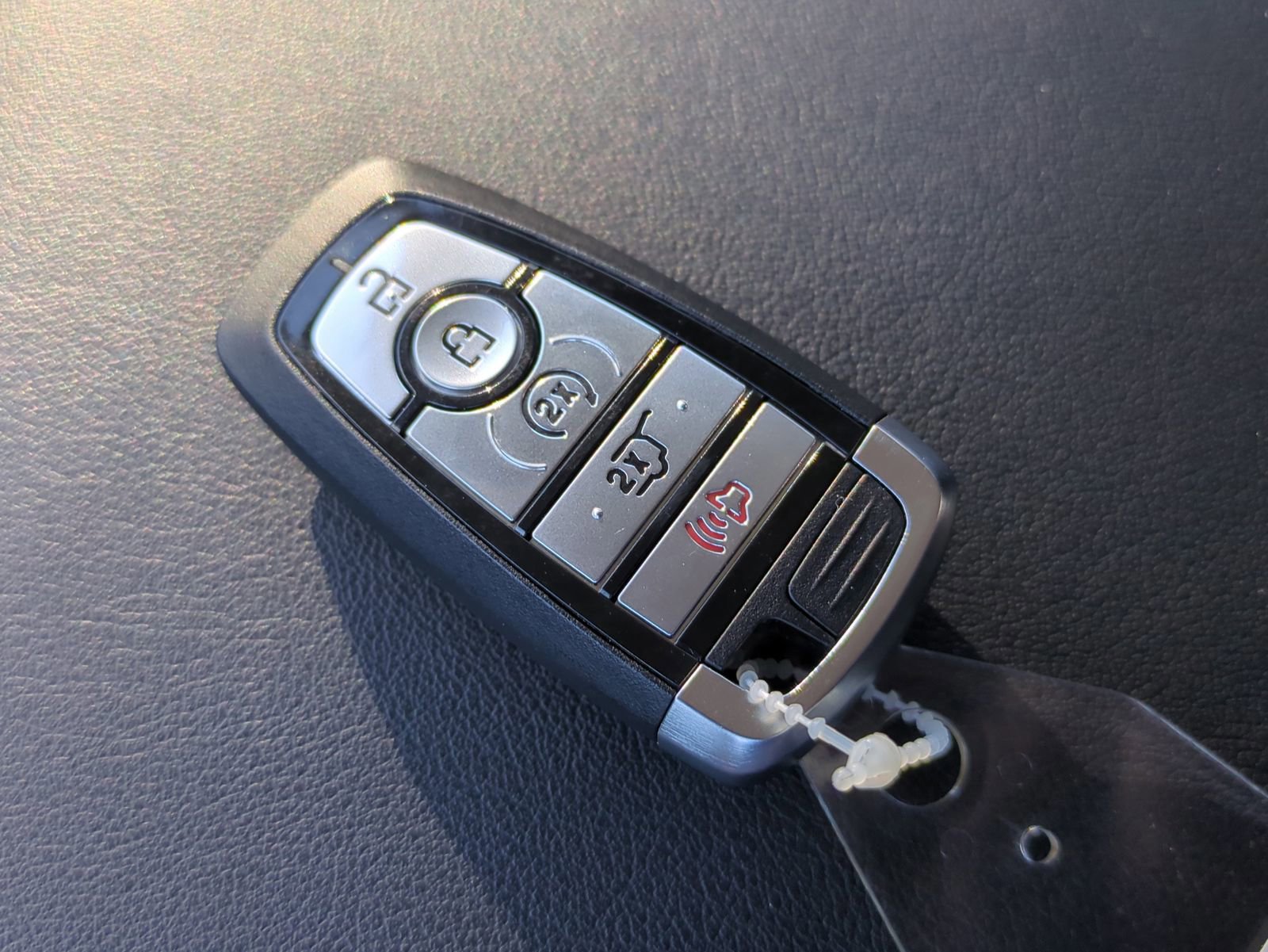 Certified 2022 Ford Edge SEL w/ Convenience Package image 30