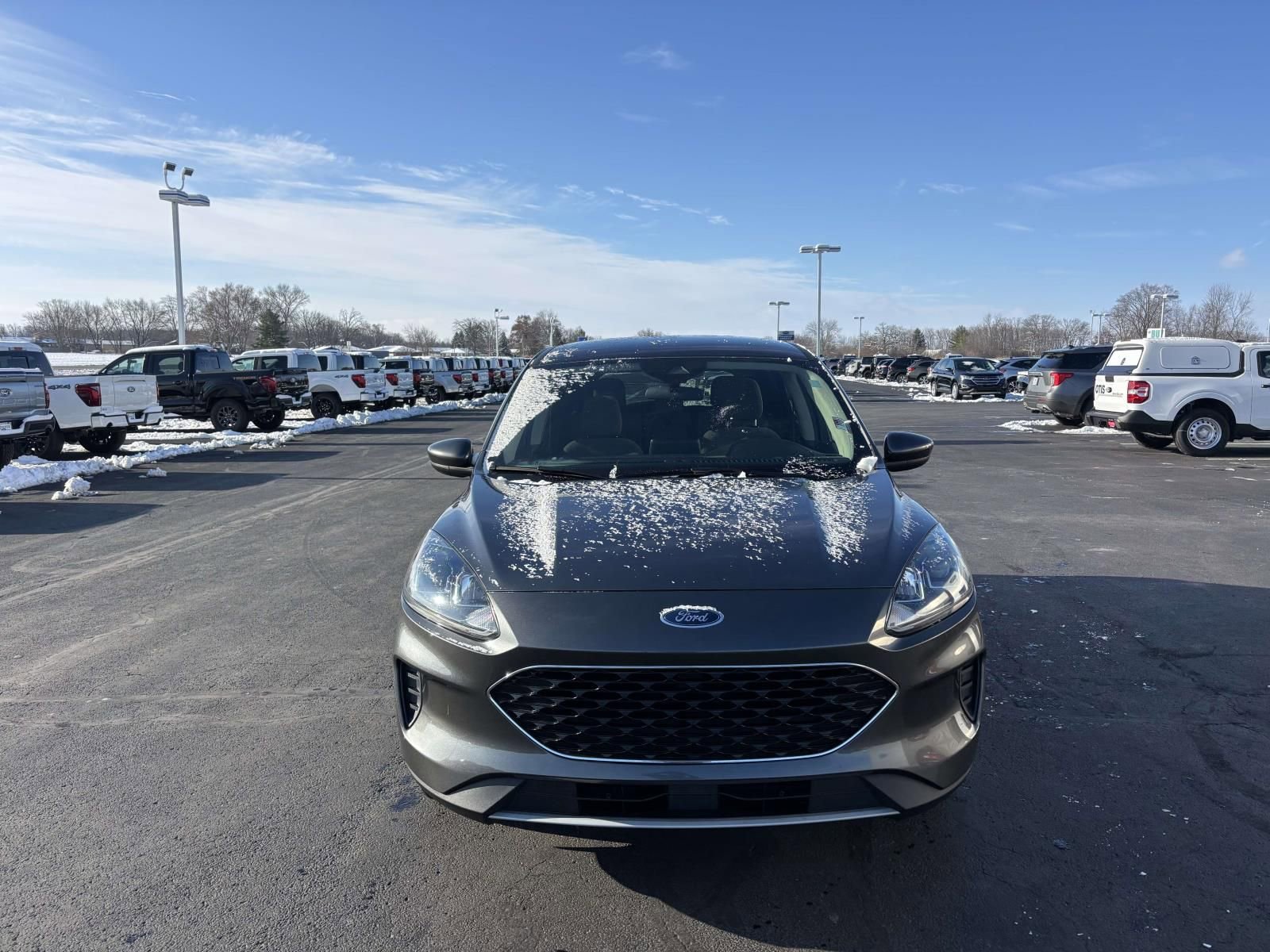 Certified 2020 Ford Escape SE image 2