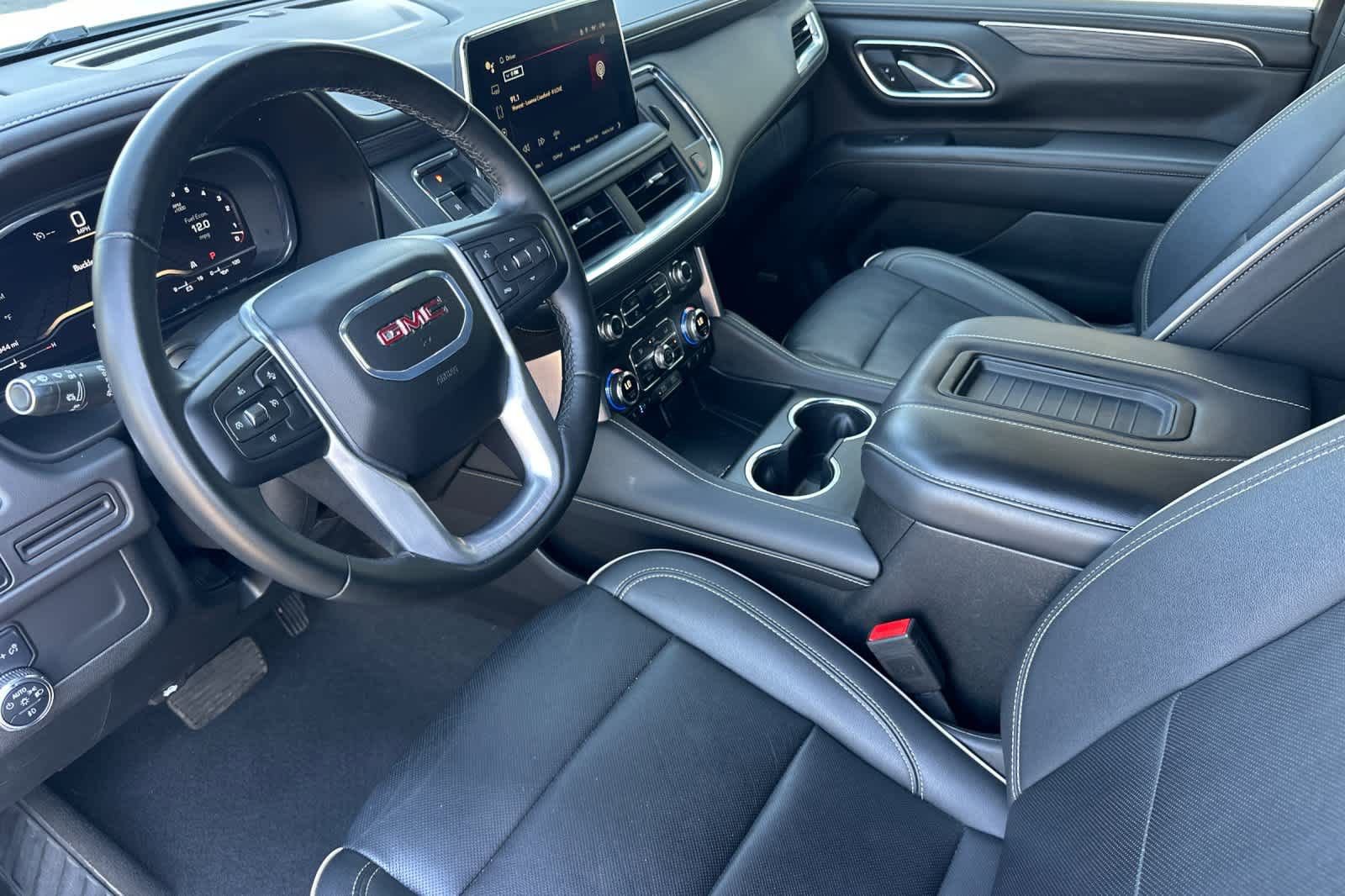 Used 2024 GMC Yukon XL SLT image 12