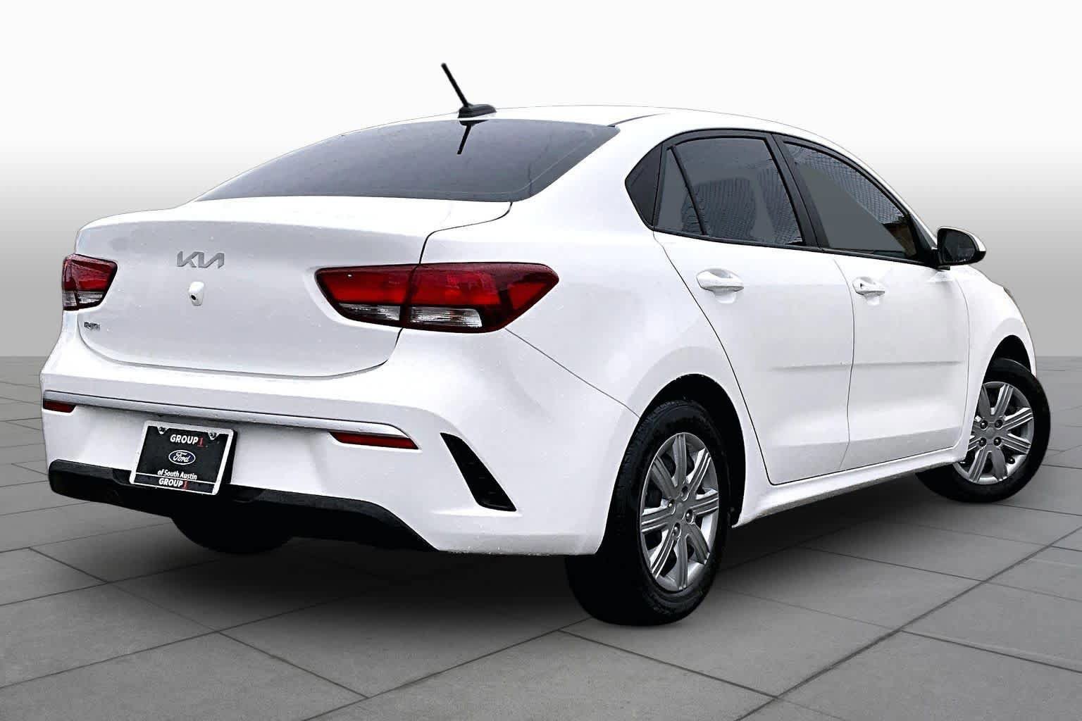 Used 2023 Kia Rio LX FWD image 3